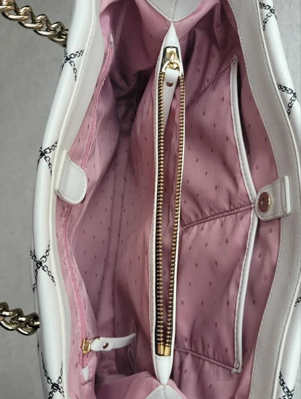 EUC kate spade White Quilted Tote with Black Stitching and Gold Chain Handles